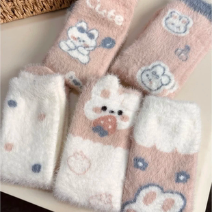 秋冬季 可爱水毛绒袜子卡通小兔子厚实睡眠袜毛绒保暖居家地板袜Q