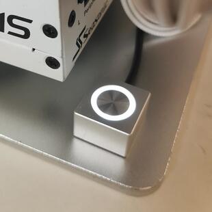 电脑外置开 机全铝电源开 关铝合金磁吸按键免弯腰微星华硕技嘉通