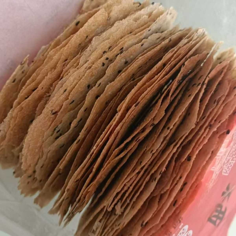 压饼北方特产黑芝麻薄脆饼干煎饼即食咸味零食休闲零糖一整箱盐味