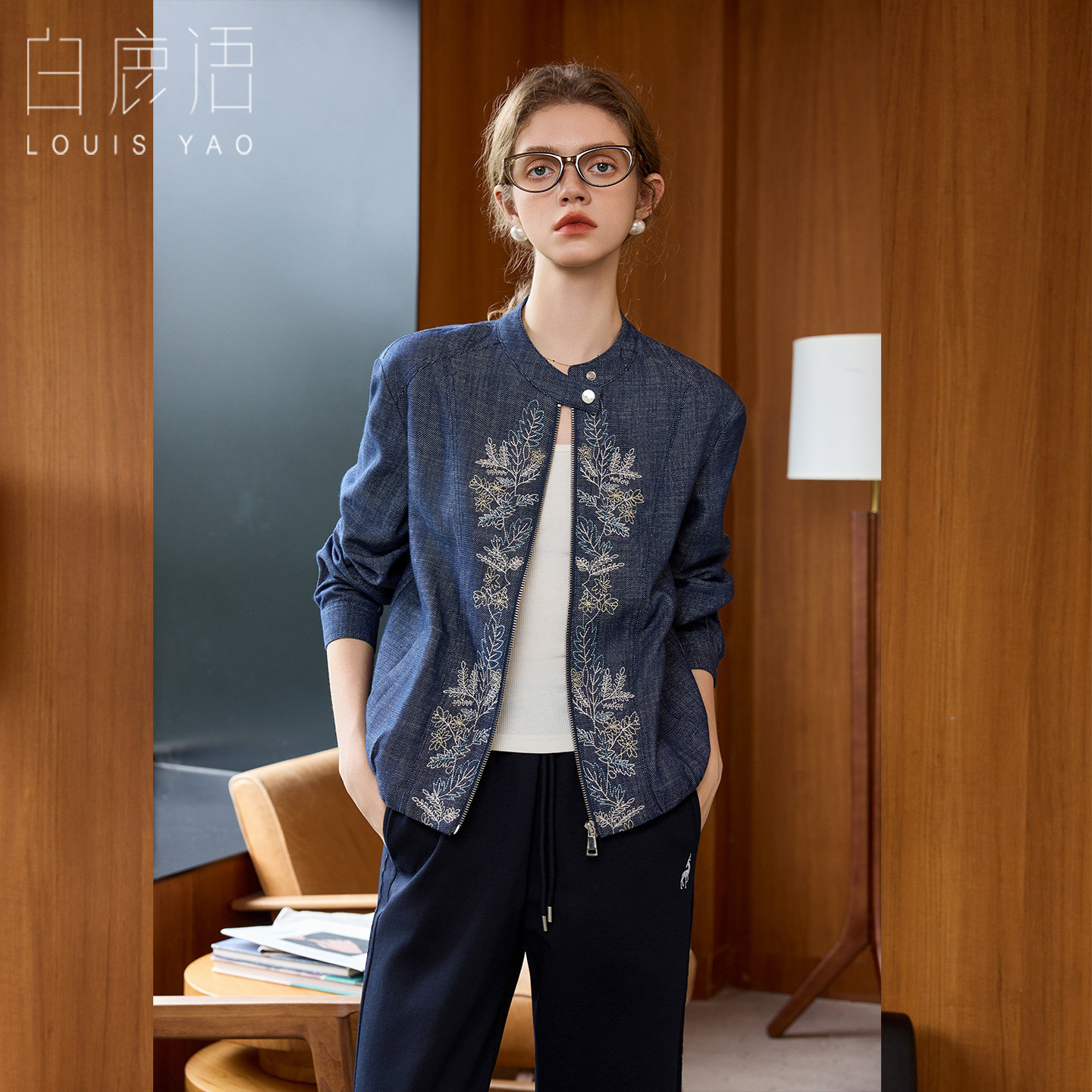 白鹿语复古刺绣牛仔外套女26秋新款文艺宽松夹克休闲百搭牛仔上衣