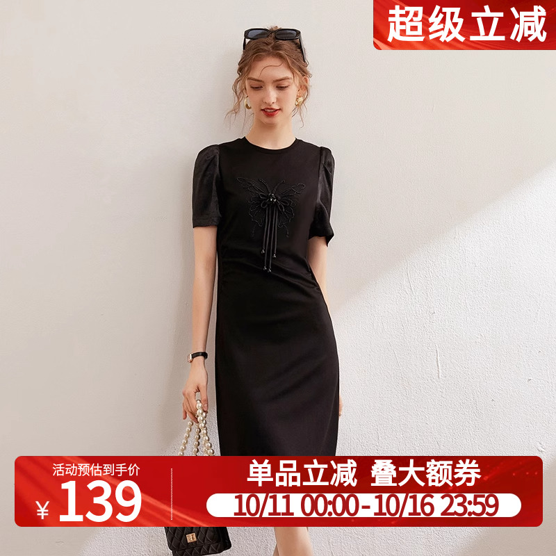 白鹿语拼接泡泡袖小黑裙25夏季新款蝴蝶绣花圆领微弹修身连衣裙女