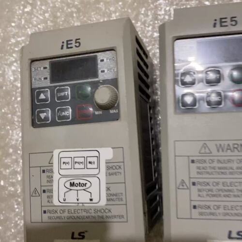 议价拆机国LS变频器 SV004IE5-1 0.4KW 380维修