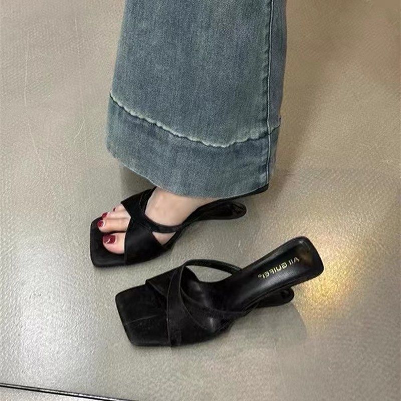 法式高跟小众拖鞋女外穿2024年夏季新款网红百搭坡跟方头露趾凉拖,女鞋,一字拖,淘宝优惠券,粉丝福利购,淘宝优惠卷