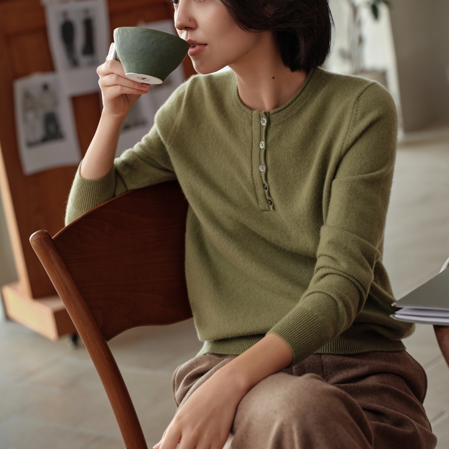 100%山羊绒圆领套宽松毛衣针织衫