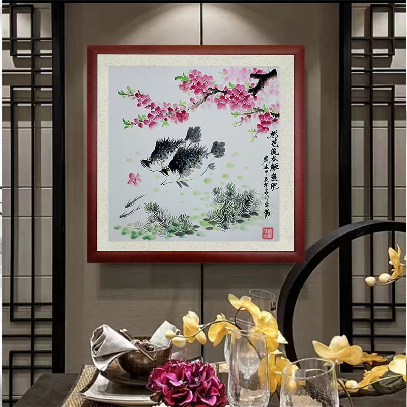 手绘国画桃花流水鳜鱼肥水墨鱼年年有余客厅装饰挂画餐厅壁画玄关图片