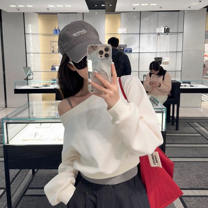 大心kissis【早安春天】韩系斜肩休闲卫衣高腰包臀半身裙裤两件套