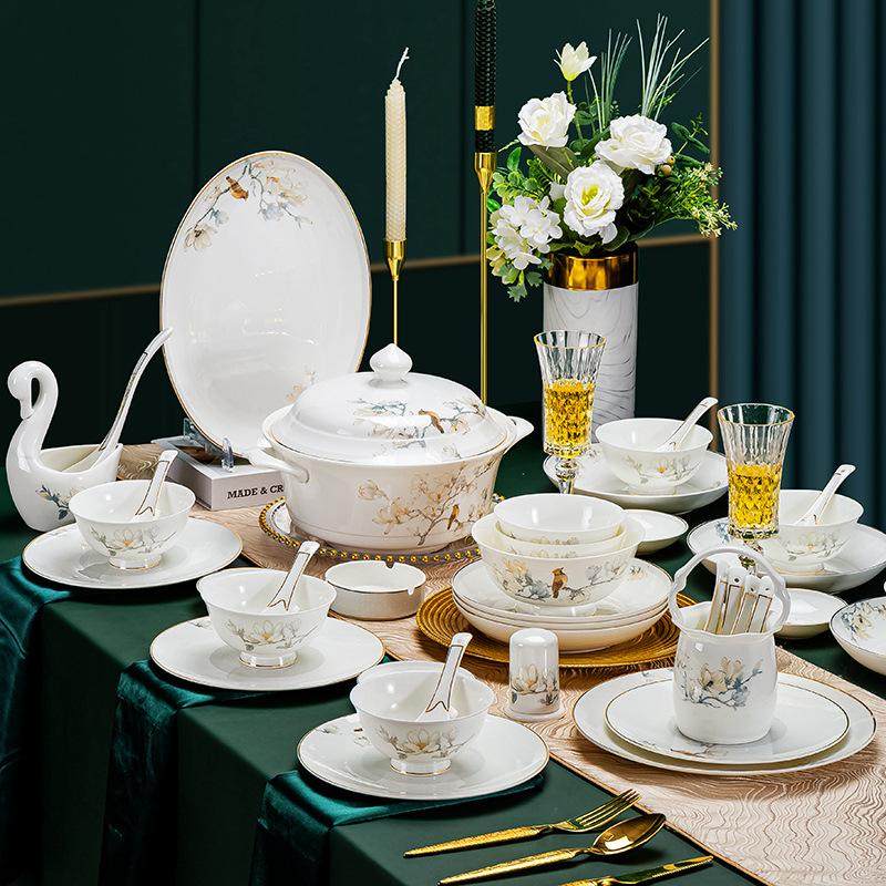 骨瓷餐具碗筷套装 景德镇中式家用陶瓷碗盘碟子活动礼品套盒瓷器