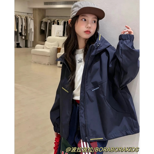 波拉bora儿童装中大男生女孩冲锋衣秋季款亲子户外服上衣连帽外套