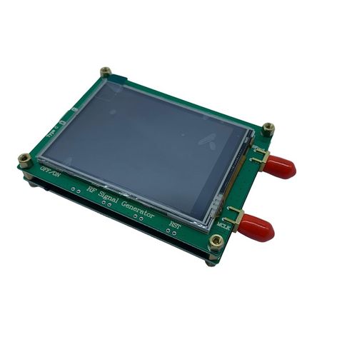 35-4400M ADF4350 ADF4351 点频扫频 PC可控ADF4351 35-4400M