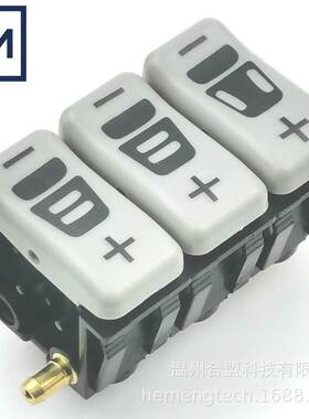 OE: 136985 1140080适用曼卡车格拉默 90.6 腰部三重空气控制阀