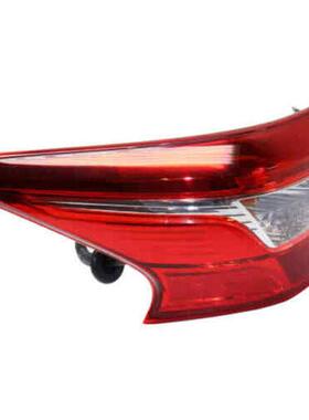 福特FIESTA适用于2014-2018款后尾灯制动D2BZ13405DD2BZ13404D