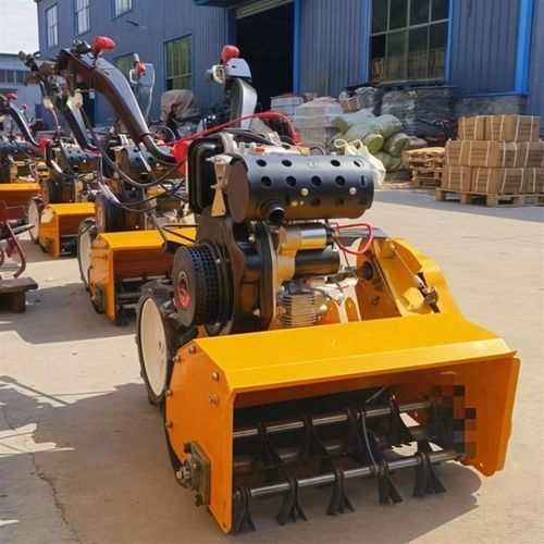 大马力柴油四驱除草机小型锄地微耕灭茬旋耕碎草机自走式果园玉米