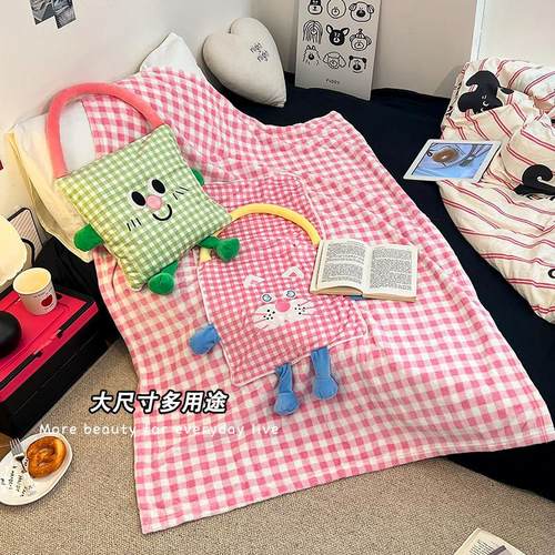 毛毯加厚冬季抱枕被小毯子二合一午睡办公室盖腿沙发披肩盖毯午休