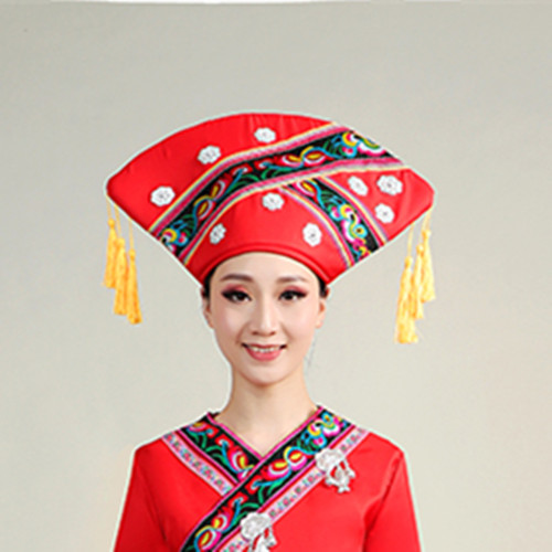 少数民族帽子苗族头饰云