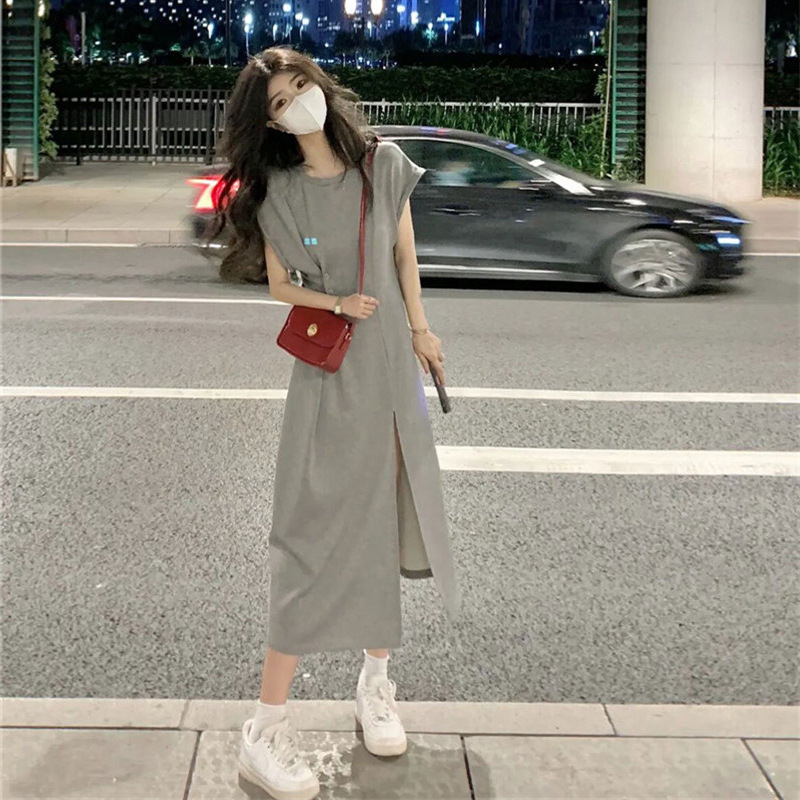 灰色开叉T恤连衣裙子女气质夏季设计感小众收腰修身短袖休闲长裙