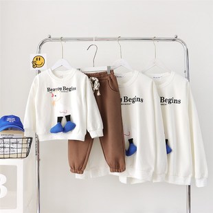 特别的亲子装秋款厚T恤一家三口2023新款立体卡通婴儿纯棉长袖外