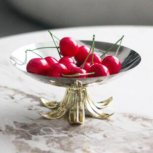 现代轻奢家居花瓣底座果盘售楼处样板间餐厅客厅壁柜收纳托盘摆件