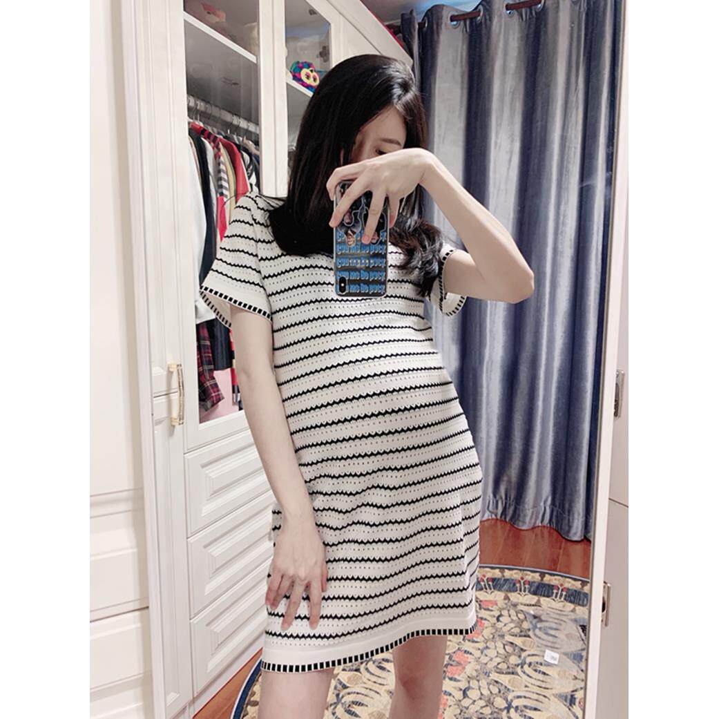 孕妇装裙子夏装2026新款夏季时尚小个子宽松条纹冰丝针织洋装女
