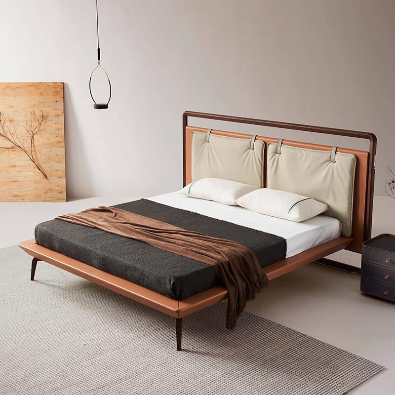 Poltrona Frau意式极简马鞍皮真皮床Volare Due实木现代轻奢主卧