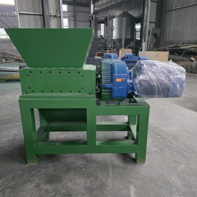 废旧金属撕碎机易拉罐粉碎机大型多功能双轴撕碎机废旧塑料破碎机
