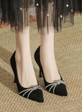 黑色高跟鞋女小码32m33新款2025春细跟5公分脚宽胖大码单鞋41一43