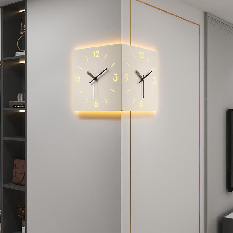 世达厂家双TY0877面转角挂用钟家客厅现代美简约创意时钟壁灯角阳