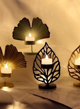 直销新款北欧铁艺烛台金色底座客厅桌面装饰简约创意金色叶片工艺