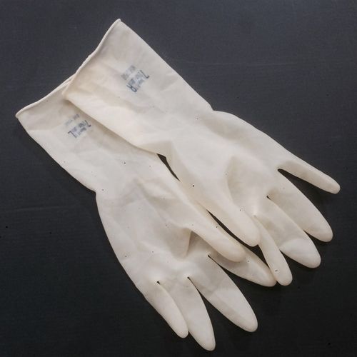 一次性牛筋手套卫生保洁无粉无尘手套耐磨乳胶橡胶米黄左右手手套