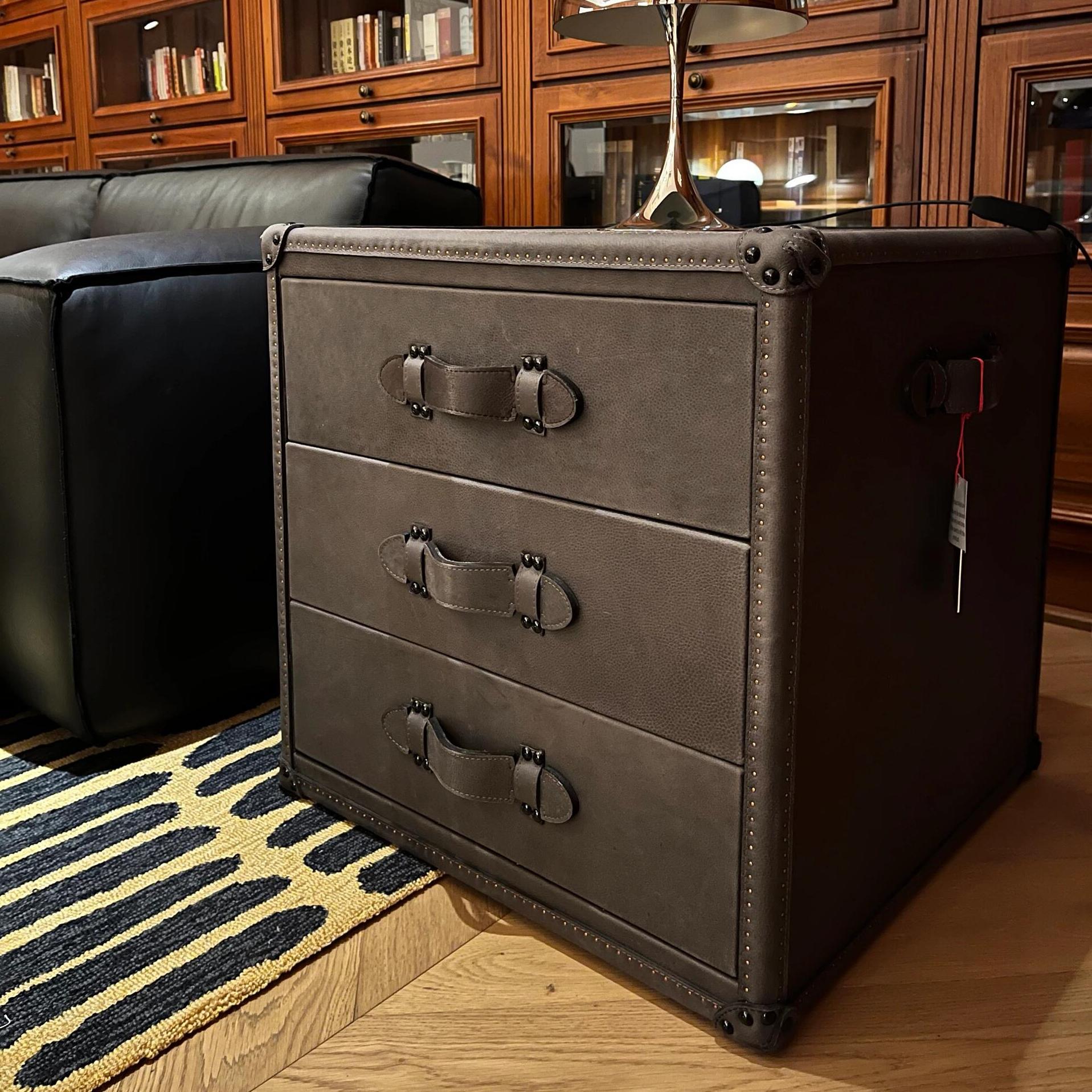 中古风卧室床头柜皮箱茶几桌高端真皮创意装饰柜设计师款法式做旧