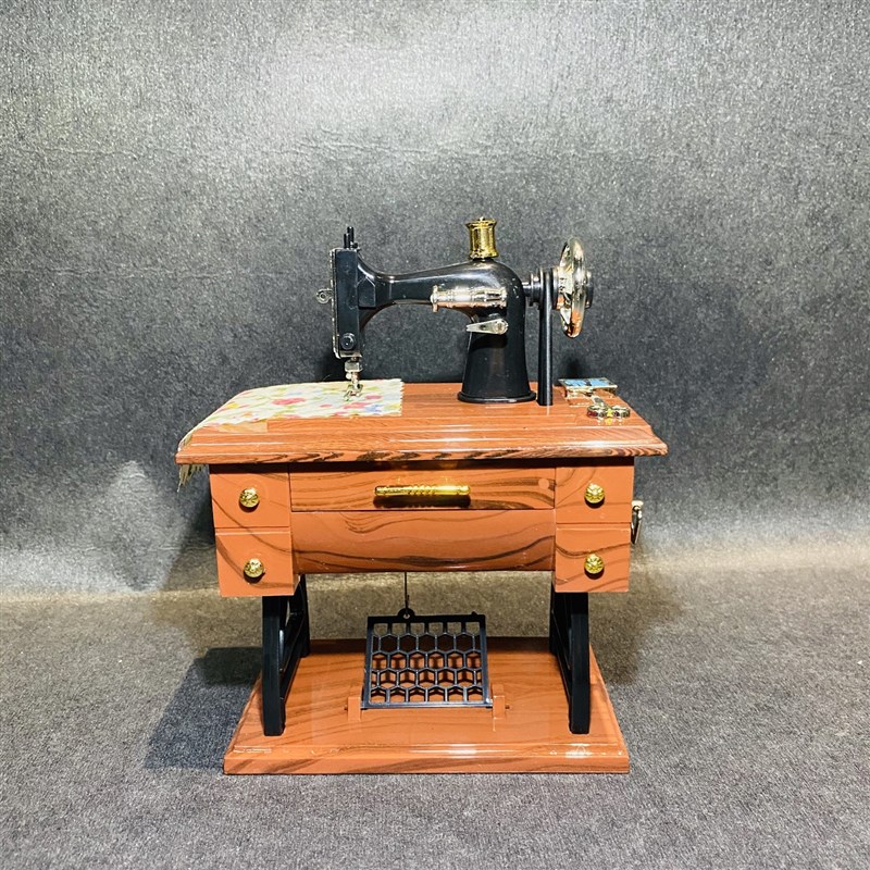 仿木质复古缝纫机音乐盒创意八音盒送女生母亲生日礼物儿童小礼品