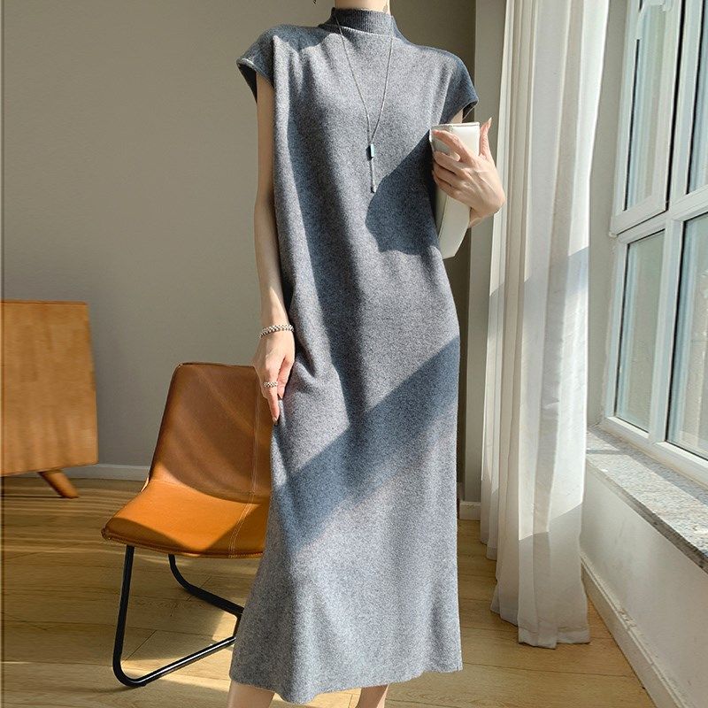 秋季2024新款女装半高领毛衣连衣裙小个子高级感针织无袖背心长裙