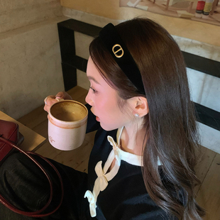韩系复古金标字母CD猪鼻子丝绒发箍女高颅顶秋冬时尚洋气头箍头饰