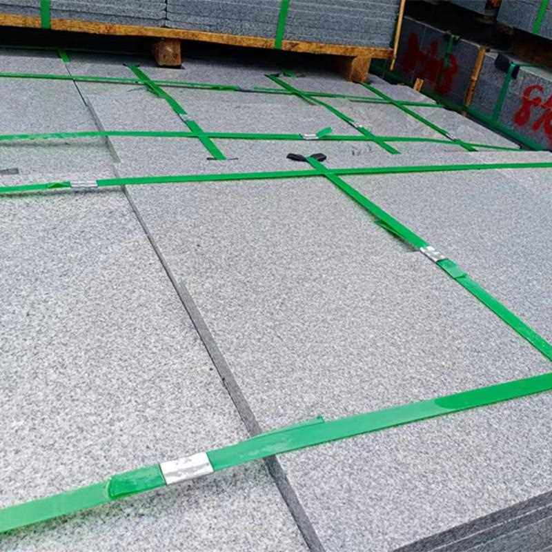 直销新款花岗岩芝麻灰火烧板芝麻白芝麻黑广场道路地铺石市政工程