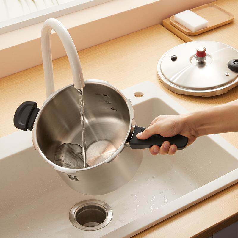 直销新款高压锅304不锈钢家用燃气电磁炉通用防爆三层复合钢压力