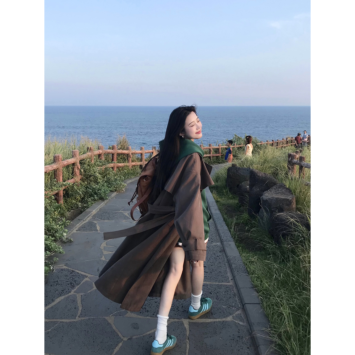 Joeyoo李喬優中長款風衣