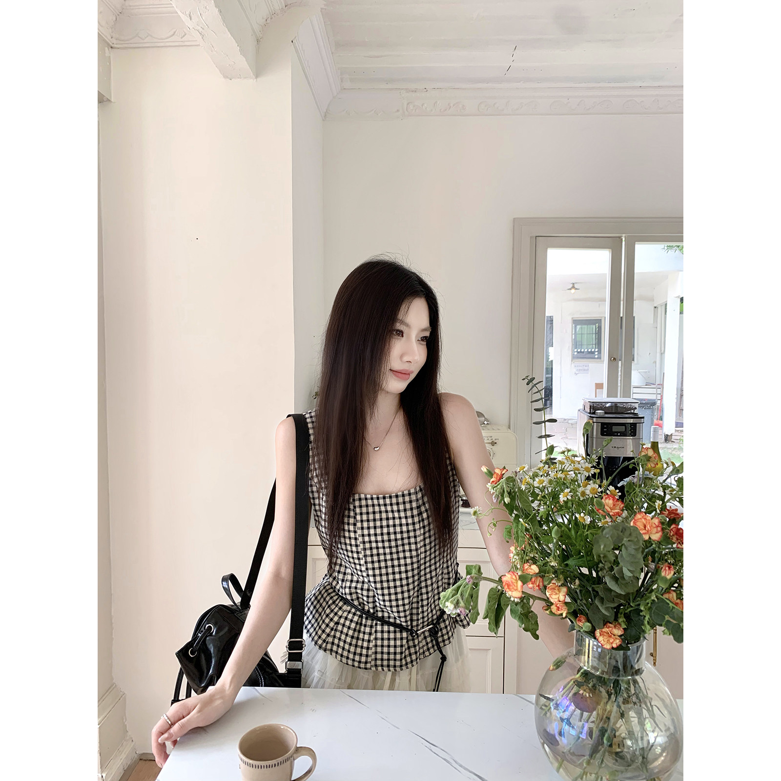 Joeyoo新款设计感方领黑白格纹小衫上衣女夏短款外穿肩带无袖背心