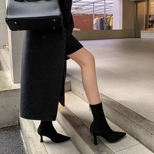 法式瘦瘦靴高g跟尖头短靴女秋冬季绒面棕色洋气小踝靴显瘦弹力袜