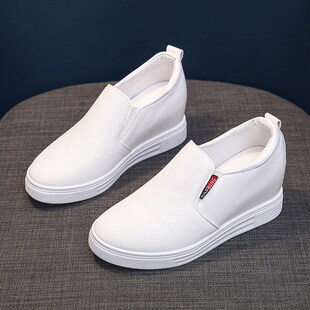 坡跟小白鞋厚底大码鞋内增高6CM洞洞镂空乐福鞋白色护士鞋一脚蹬
