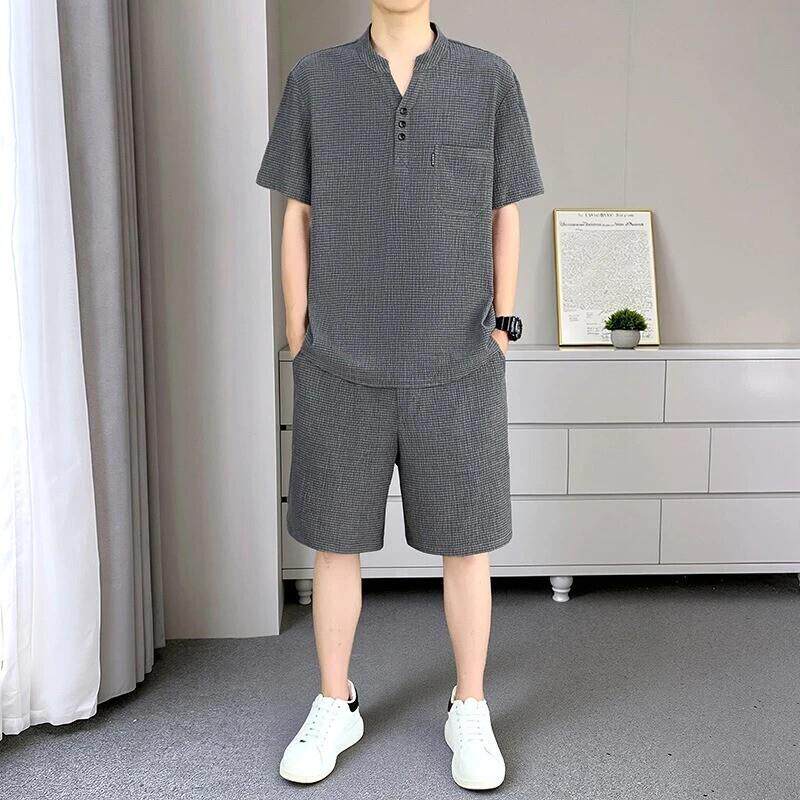 九黎世集服饰5夏季透气休闲套装男士宽松时尚百搭V领短袖长裤两件