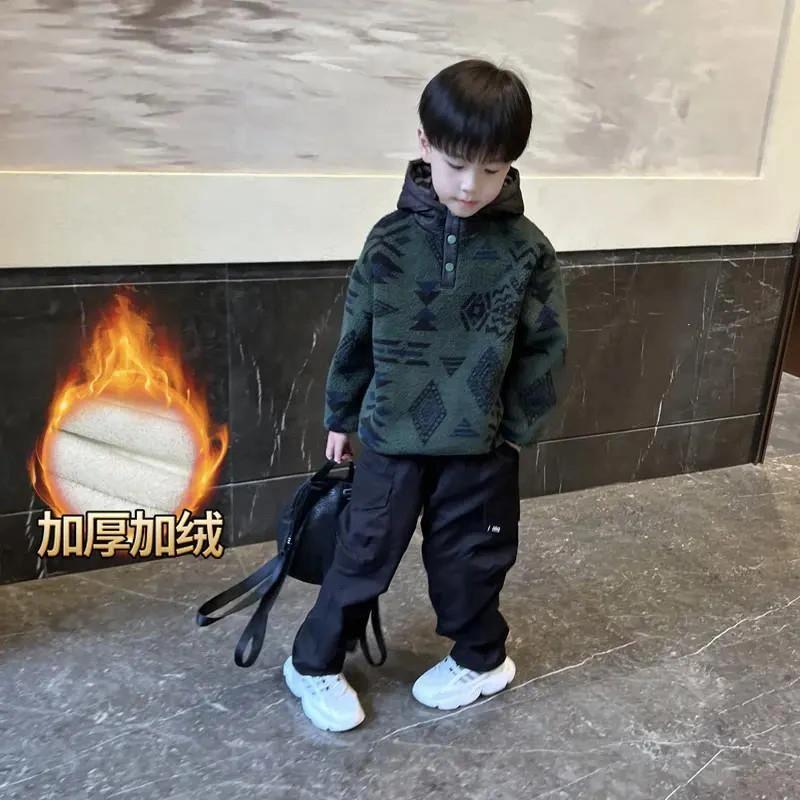 OLi欧佰利优选男童冬季加绒套B装新款中大童韩版休闲带帽两件套