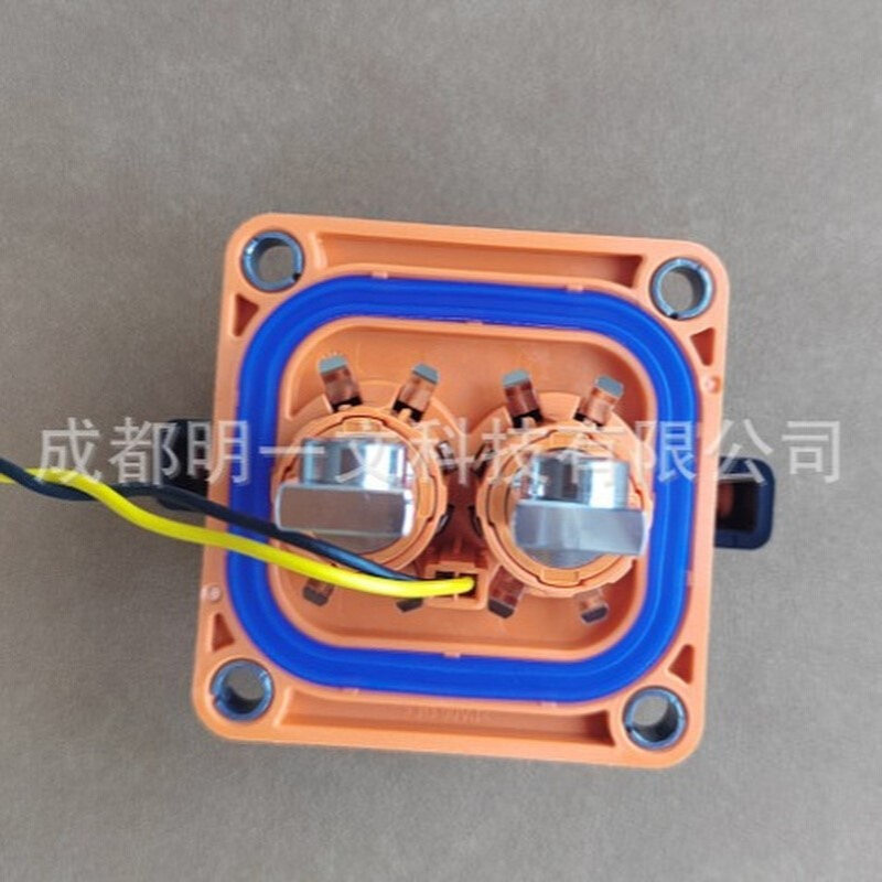 HVC2P80MV118高压机2P全新Amphenol汽车连接器