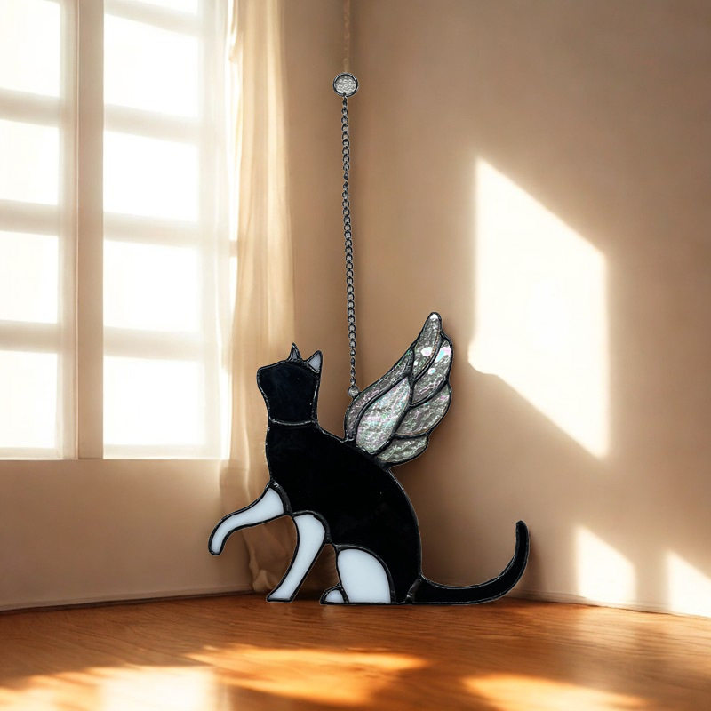 跨境新品彩色玻璃工艺品可爱的玻璃猫咪翅膀天使猫窗饰猫咪纪念品