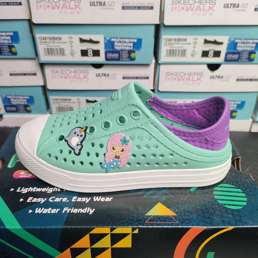 一脚蹬包头凉鞋夏季女童洞洞鞋