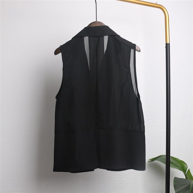 夏季薄马甲女士外搭黑色轻薄小西装宽松背心马夹短款夏天雪纺上衣