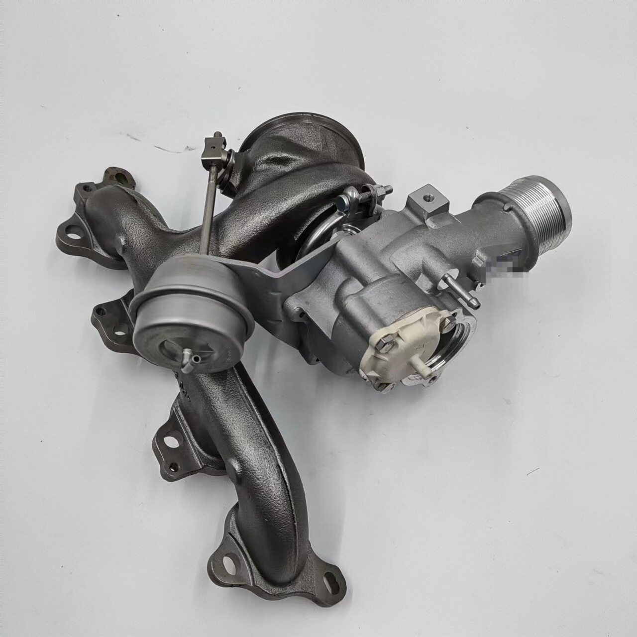 K03 英朗君威迈锐宝科鲁兹1.6T 53039700174 55574478 涡轮增压器