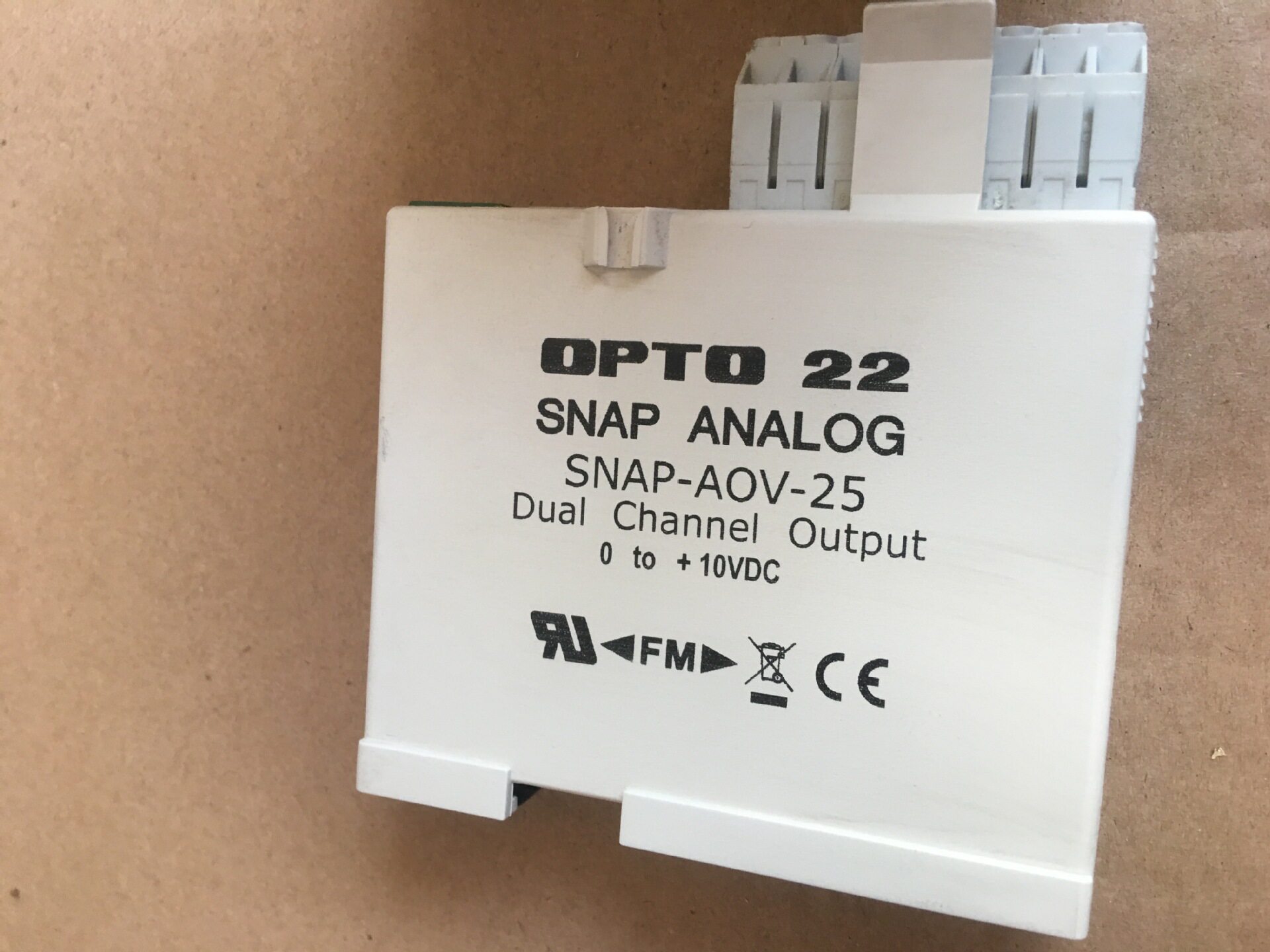 OPTO 22 SNAP-AOV-25