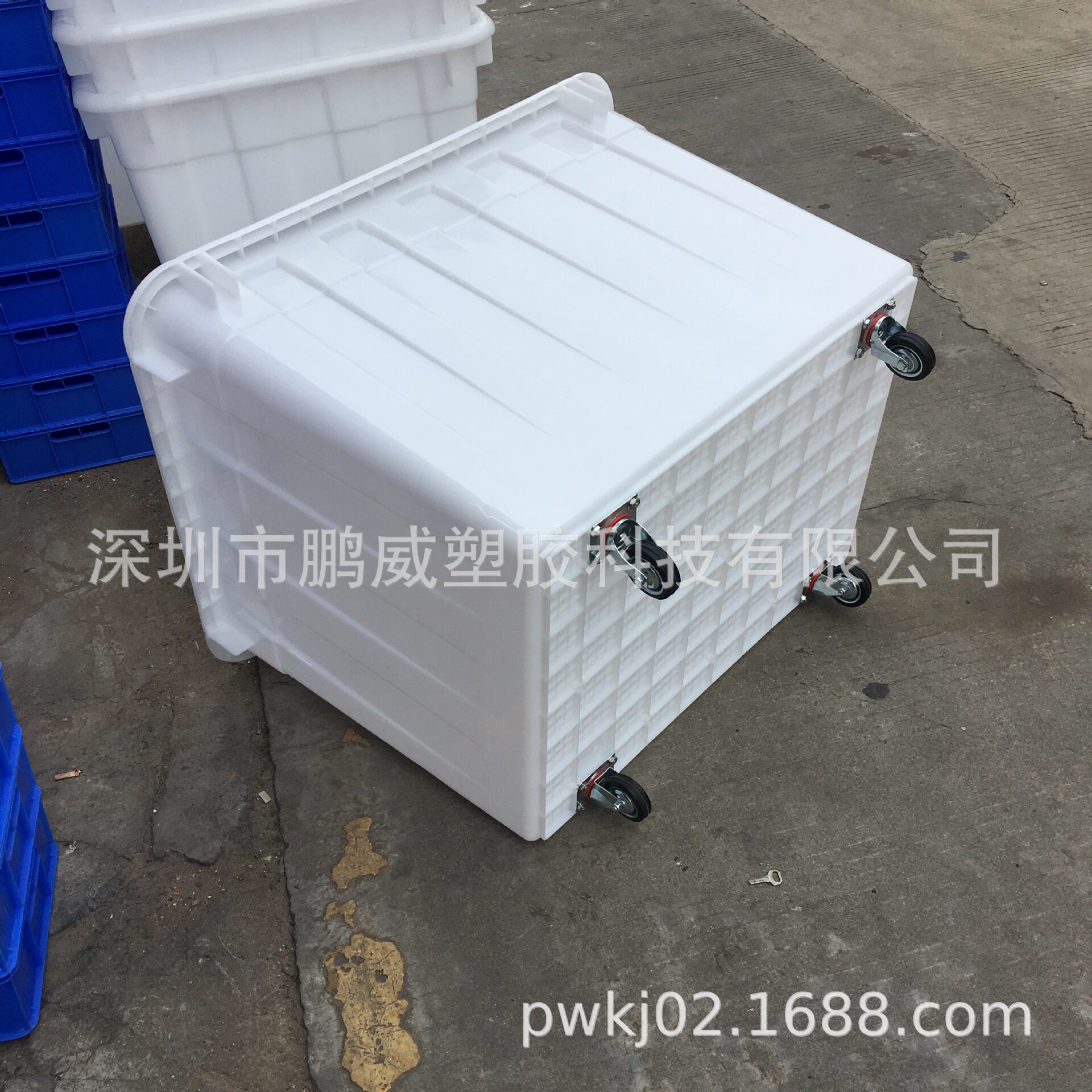 供应白色加大落布车、带轮防滑大水箱 制衣厂运输通用电梯箱 现货