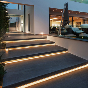 太阳能灯户外庭院灯草坪灯护栏管灯带花园景观楼梯防水线条灯