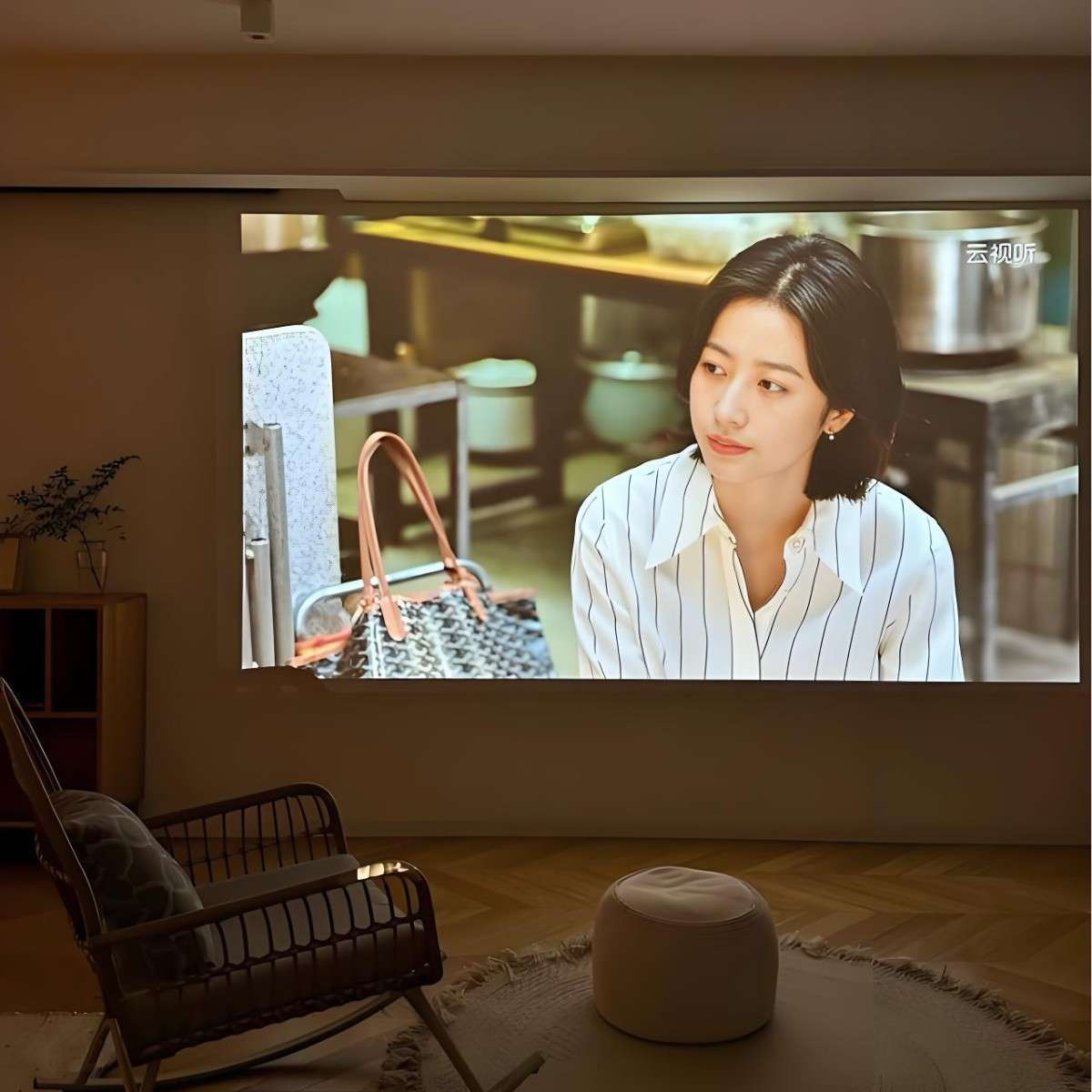 120寸投影漆喷涂投影仪紫荆花内墙乳胶漆涂料墙面荧幕漆水性漆