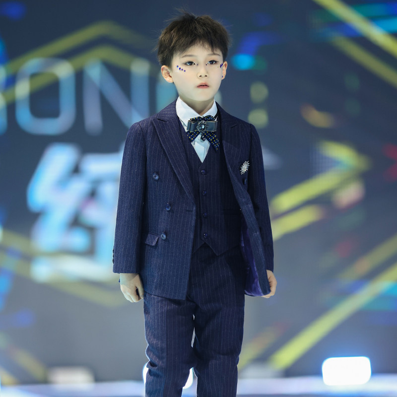 儿童西装套装男童礼服走秀钢琴演奏礼服主持人生日花童小西服秋冬